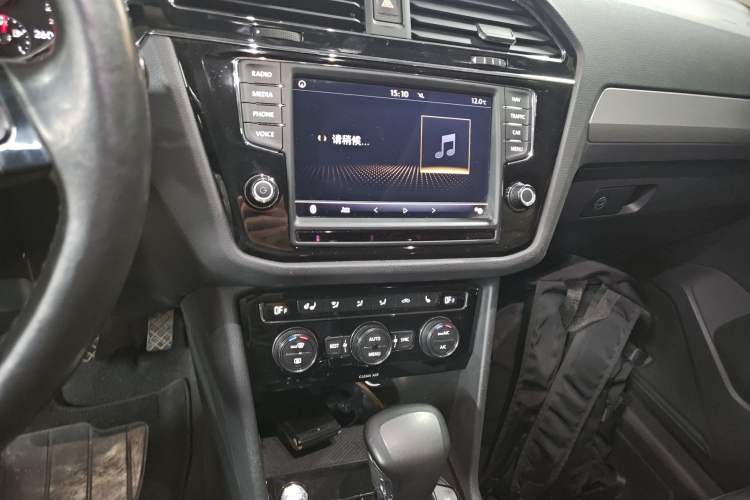 Used Volkswagen Tiguan L 2017 330TSI Automatic Two-Wheel Drive Luxury Edition