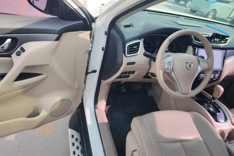 Used Nissan X-Trail 2014 2.0L CVT Comfort Edition 2WD
