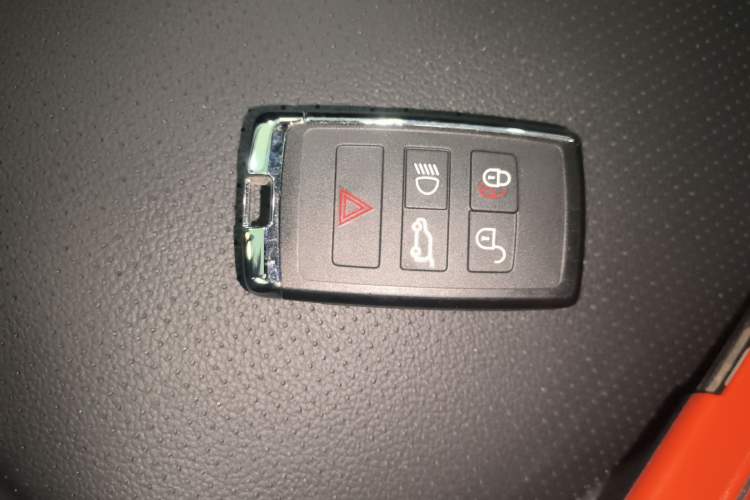 Used Land Rover Discovery Sport 2021 249 PS R-Dynamic S Performance Edition
