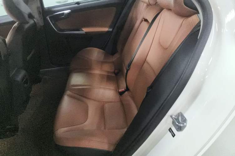 Used Volvo S60 2014 S60L T5 Intelligent Drive Edition
