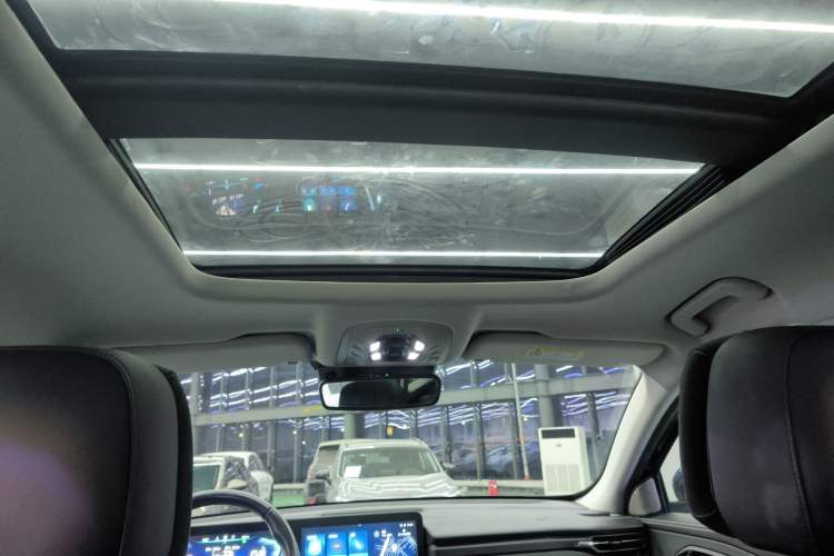 Used  Lingyun 2023 400T Two-Wheel-Drive Star Prestige Edition
