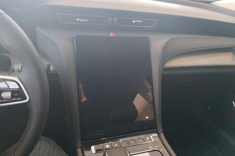 Used Hongqi H5 2024 2.0T Automatic Smart Connect Flagship Edition