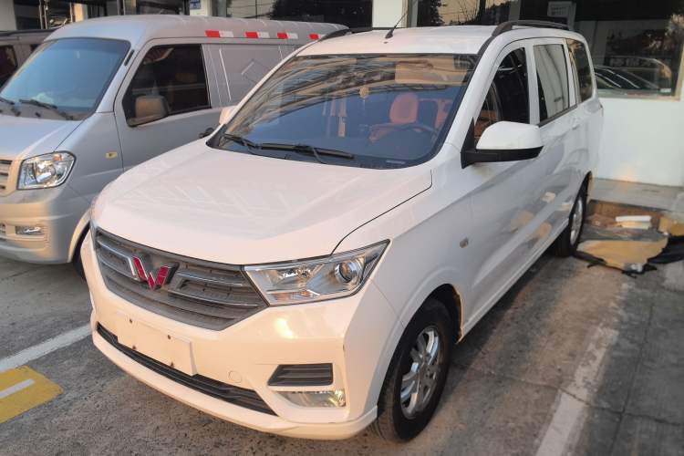 Used Wuling Hongguang 2019 1.5L S Standard Version China VI LAR