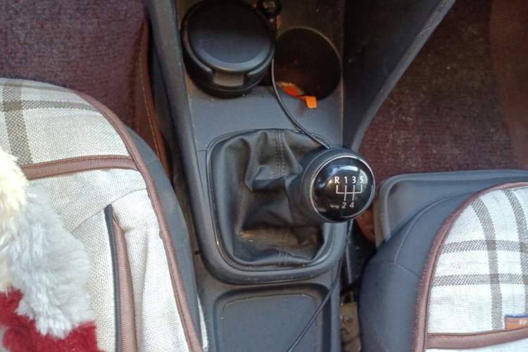 Used Volkswagen Polo 2014 1.4L Manual Fashion Edition