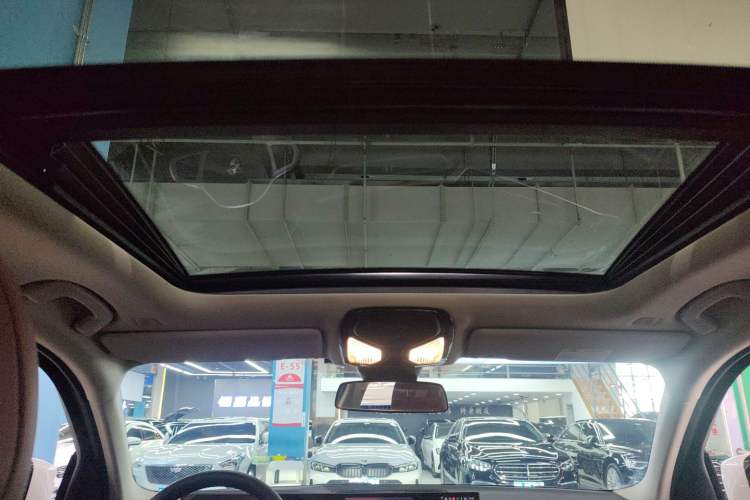 Used BMW i3 2024 eDrive 35 L
