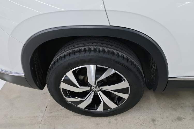 Used Volkswagen Tayron 2019 330TSI Two-Wheel-Drive Luxury Version China V Emission Standard
