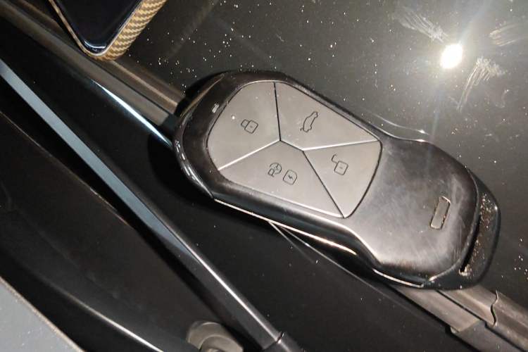 Used XPeng G6 2025 625 Long-Range Max Flagship Edition
