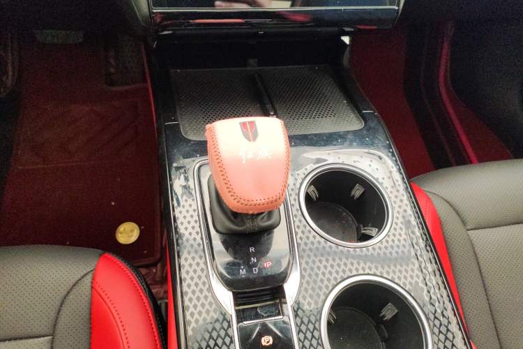 Used Hongqi HS3 2023 1.5T Two-Wheel Drive Shanwei Edition
