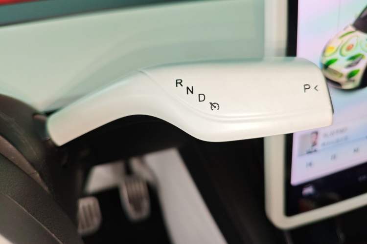 Used Tesla Model Y 2021 Long-Range All-Wheel-Drive Version 3D7