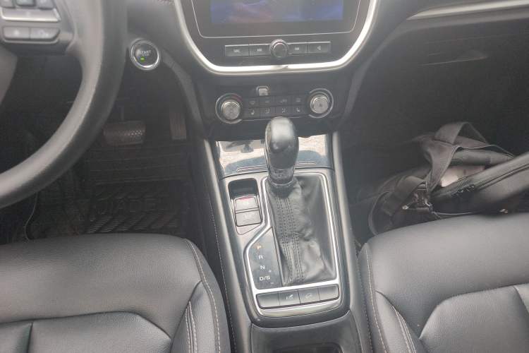 Used Roewe RX3 2018 1.6L CVT Flagship Edition
