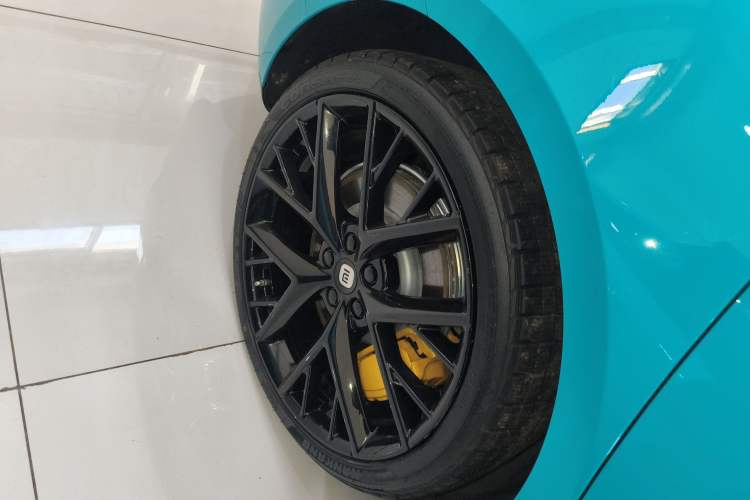 Used  SU7 2024 Four-Wheel Drive Ultra-Long Range Advanced Intelligent Driving Max Edition
