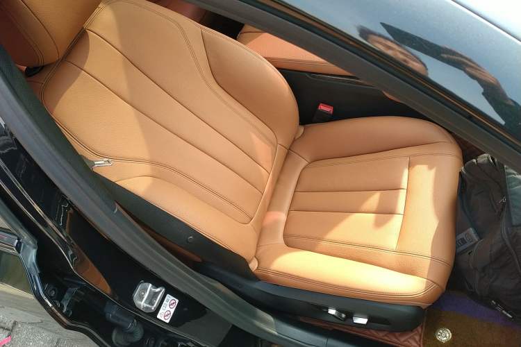 Used BMW 5 Series 2019 530Li Leading Model M Sport Package
