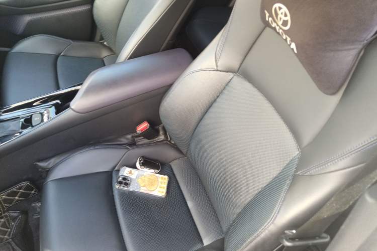 Used Toyota C-HR 2020 2.0L Luxury Edition
