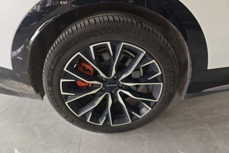 Used Zeekr 7X 2025 75 kWh Rear-Wheel Drive Intelligent Driving Version