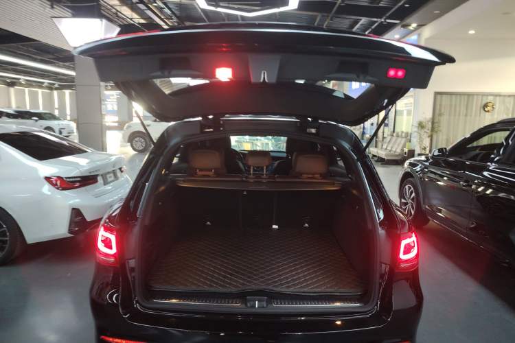 Used Mercedes-Benz GLC 2022 Refreshed GLC 300 L 4MATIC Dynamic Edition