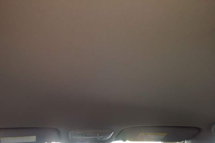 Used Haval H1 2016 Red-Label 1.5L AMT Luxury Model
