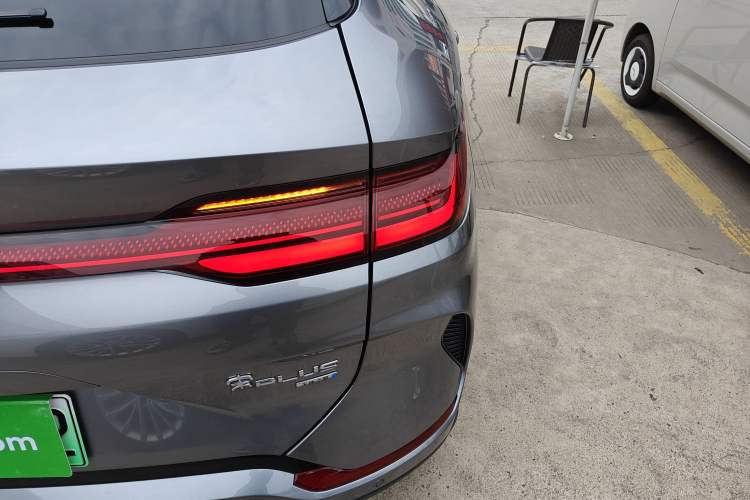 Used BYD Song PLUS New Energy 2025 EV Intelligent Driving Version 520km Premium Model