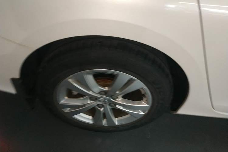 Used Peugeot 408 2018 Revised Version 1.8L Manual Leading Edition
