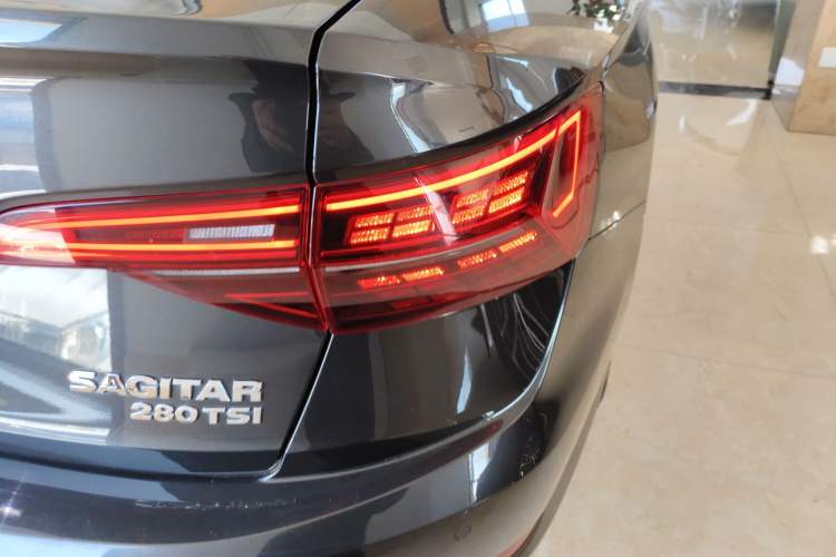 Used Volkswagen Sagitar 2021 280TSI DSG Excellence Edition
