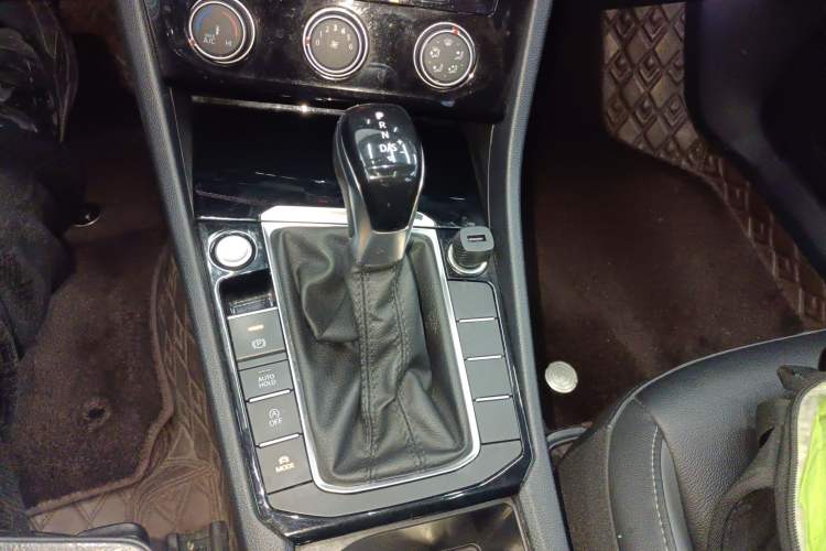 Used Volkswagen Sagitar 2021 280TSI DSG Excellence Edition