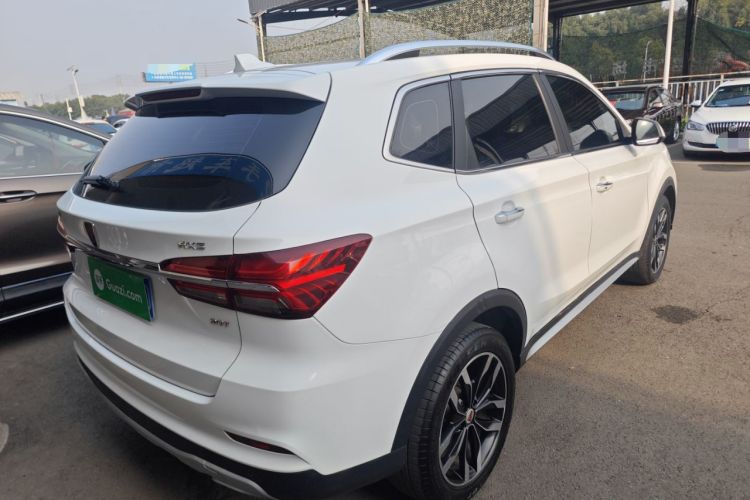 Used Roewe RX5 2016 20T Two-Wheel Drive Automatic Internet Smart Edition
