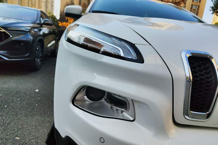 Used  Cherokee 2016 2.0L Superior Edition
