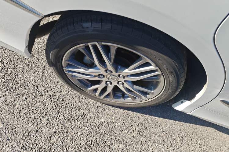 Used Honda Elysion 2019 2.0L Hybrid Supreme Edition