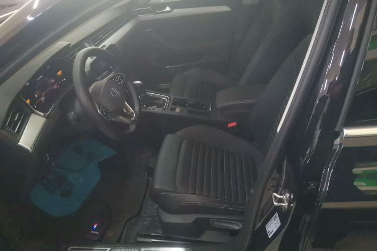 Used Volkswagen Magotan 2023 2 Million Units Limited-Edition 280TSI DSG Comfort Version