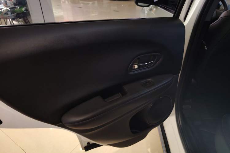 Used Honda XR-V 2021 1.5L CVT Luxury Edition
