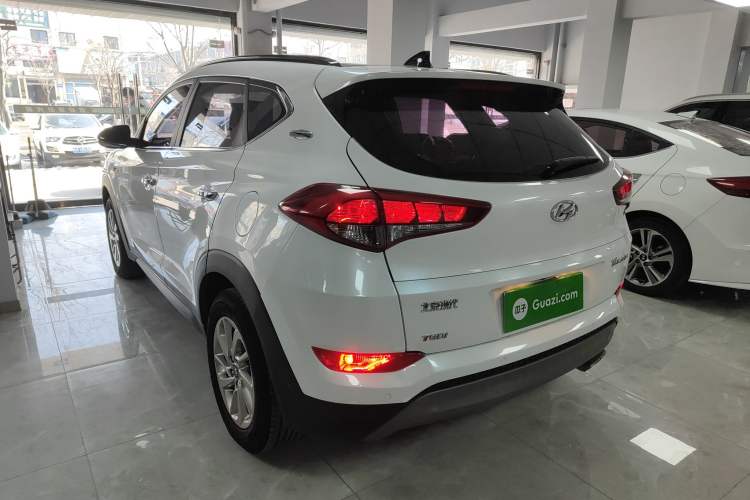 Used Hyundai Tucson 2018 1.6T Dual-Clutch Two-Wheel Drive 15th Anniversary Special Edition