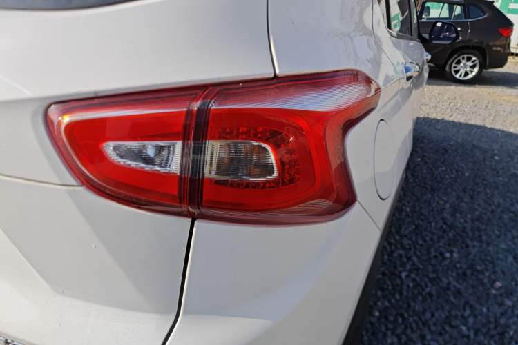 Used Baojun 510 2017 1.5L Automatic Fashion Model