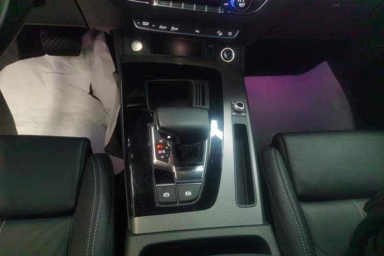 Used Audi Q5L 2023 40T Luxury Dynamic Model