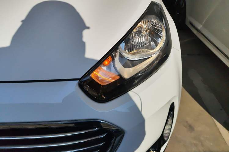 Used Kia KX3 2017 1.6L Automatic Aoya Version
