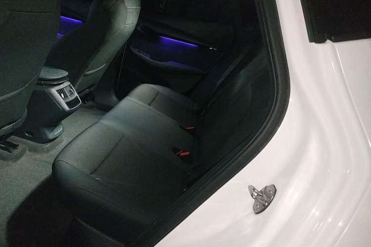 Used Volkswagen ID.UNYX 2024 Pro Long-Range Version
