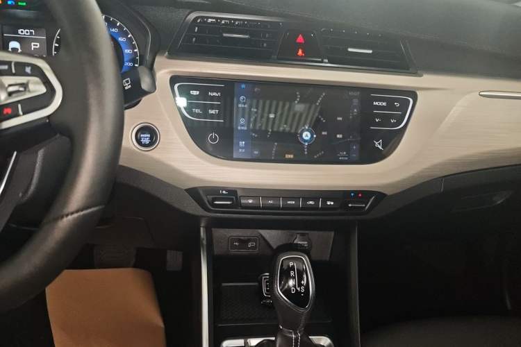 Used Geely Auto Vision X3 2020 1.5L CVT Luxury Model