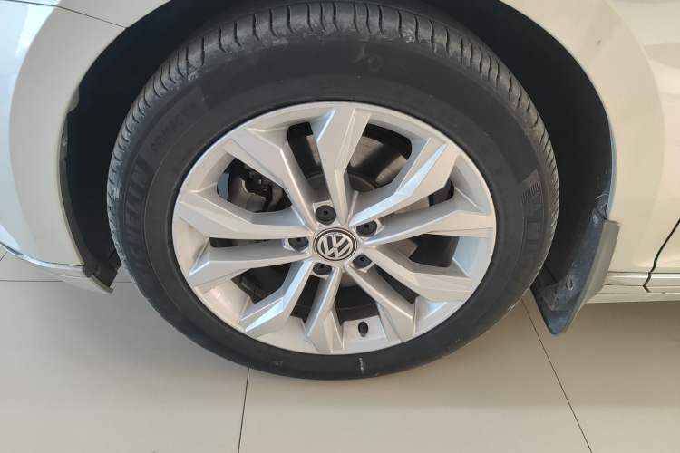 Used Volkswagen Magotan 2017 380TSI DSG Luxury Model
