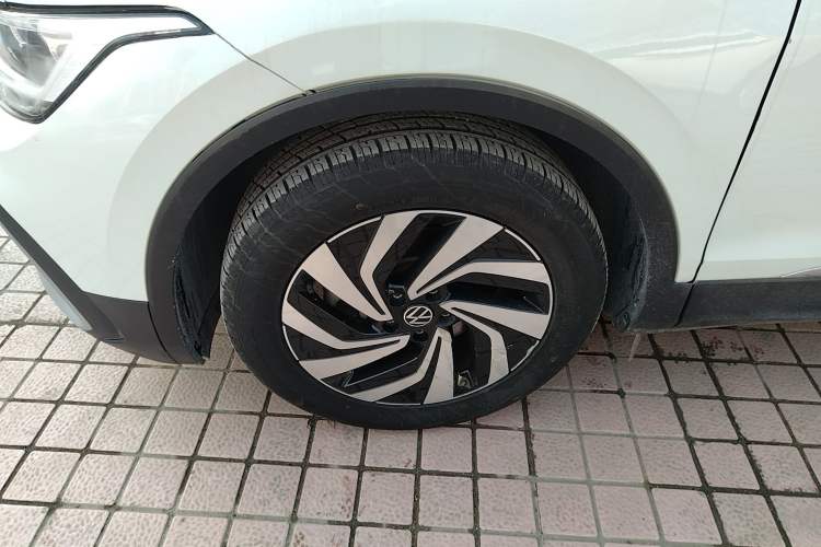 Used Volkswagen Tiguan L 2024 300TSI Automatic Two-Wheel Drive Smart Edition
