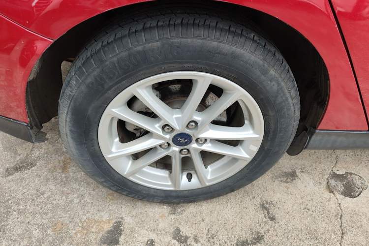 Used Ford Focus 2017 Hatchback 1.6L Automatic Fashion Edition Smart Drive Version