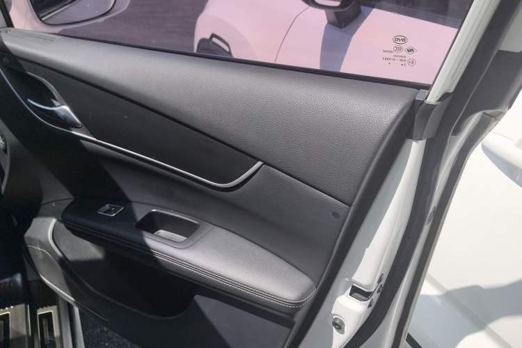 Used BYD Song MAX 2017 1.5T Automatic Smart Connect Elite 7-Seater
