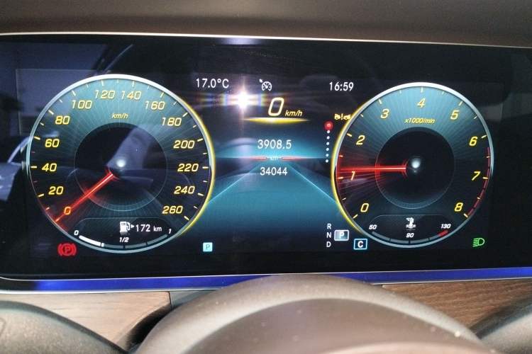 Used Mercedes-Benz E-Class 2023 Updated E 300 L Luxury Edition