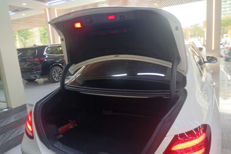 Used Mercedes-Benz E-Class 2017 E 300 L Sport Luxury Edition