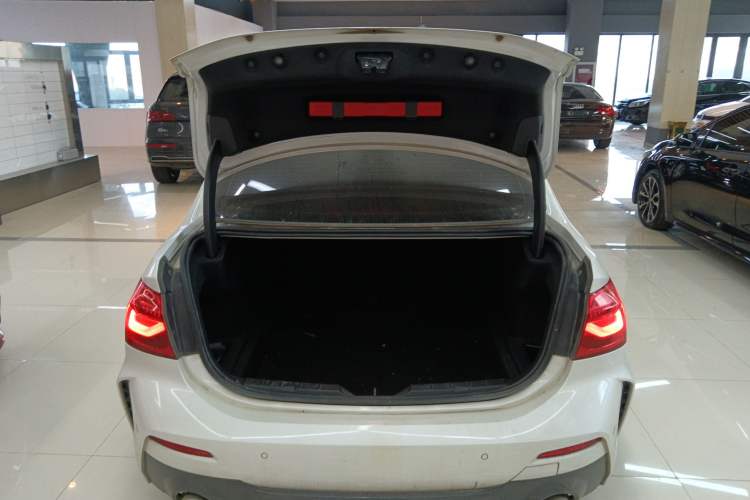 Used BMW 1 Series 2020 125i Leading Model M Sport Package