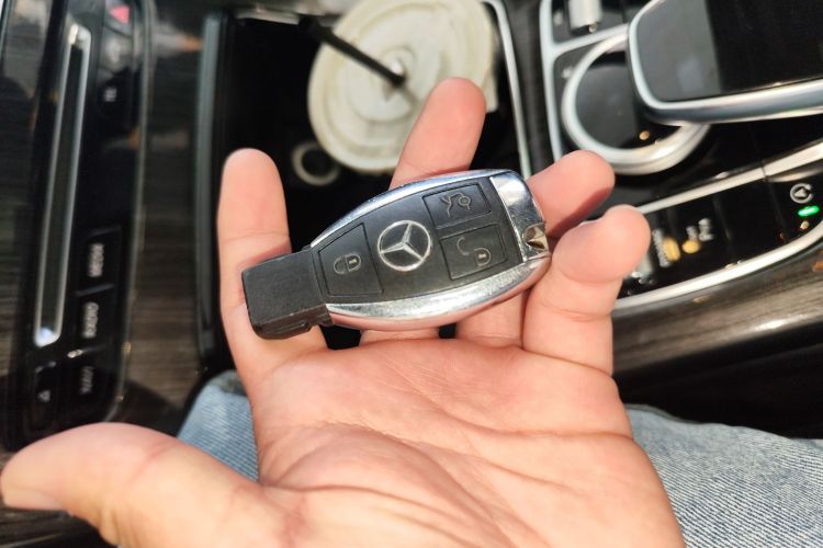 Used Mercedes-Benz C-Class 2017 Restyled C 200 Sport Edition