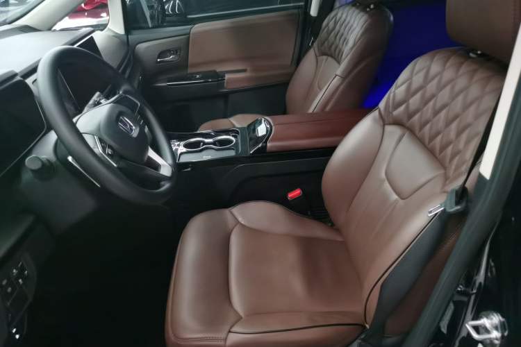 Used Honda Odyssey 2024 2.0L eHEV Sharp & Enjoy Edition