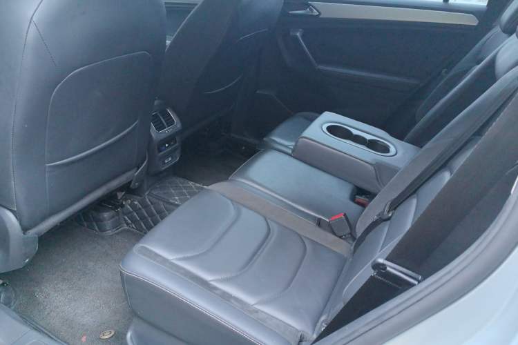 Used Volkswagen Tiguan L 2018 330TSI Automatic Two-Wheel Drive Luxury Edition
