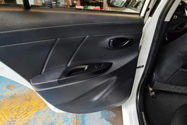 Used Toyota YARiS L 2019 1.5E CVT Dynamic Edition China VI compliant