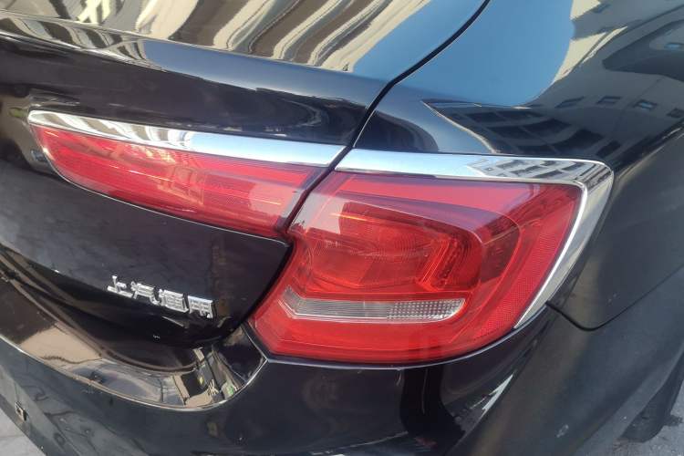 Used Buick LaCrosse 2018 20T Leading Model