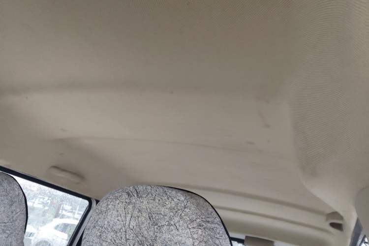 Used Wuling Rongguang 2014 1.2L S Base Model
