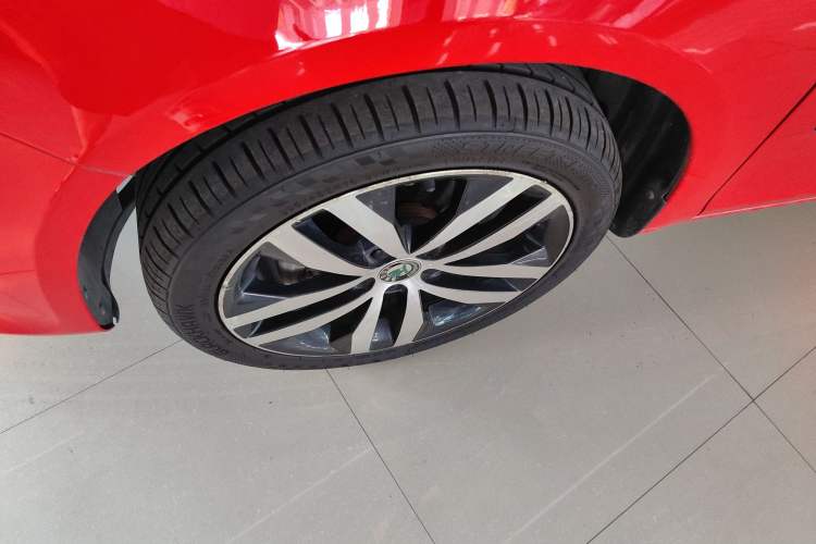 Used Skoda Fabia 2012 1.6L Automatic Sport Edition
