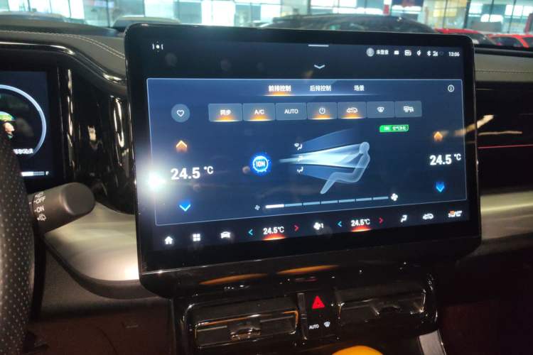 Used GAC Trumpchi GS8 2022 Double-Energy Series 2.0TM Four-Wheel Drive Premium Edition (7 Seats)
